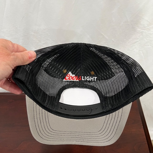 NWOT Pittsburgh Penguins / Coors Light Cap - Picture 3 of 5